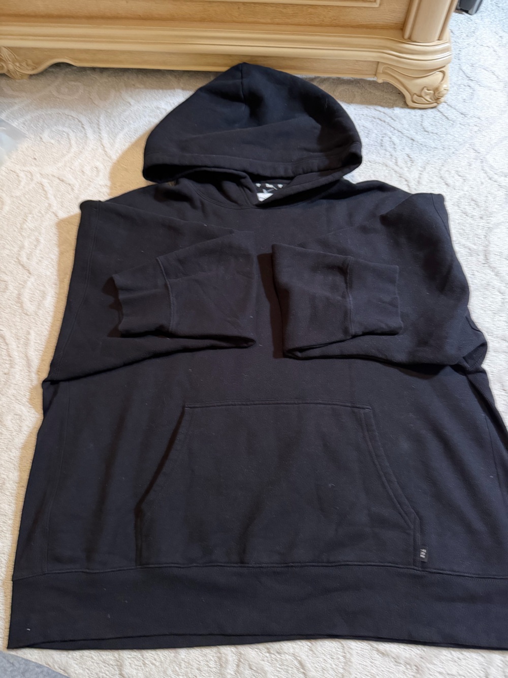 TNA Women‘s Black Turtleneck Sweater
